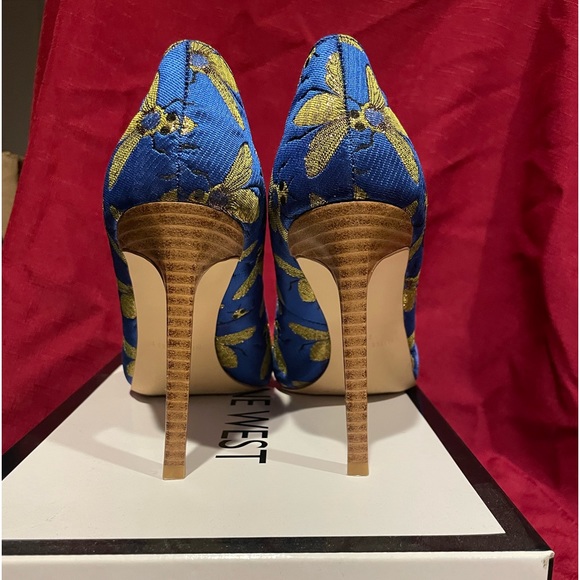 NEW in BOX Nine West Bee Pumps! - Picture 3 of 9